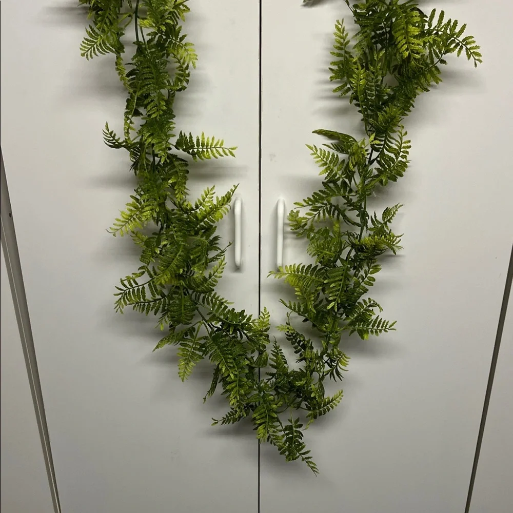 Vibrant Green Faux Fern 🪴